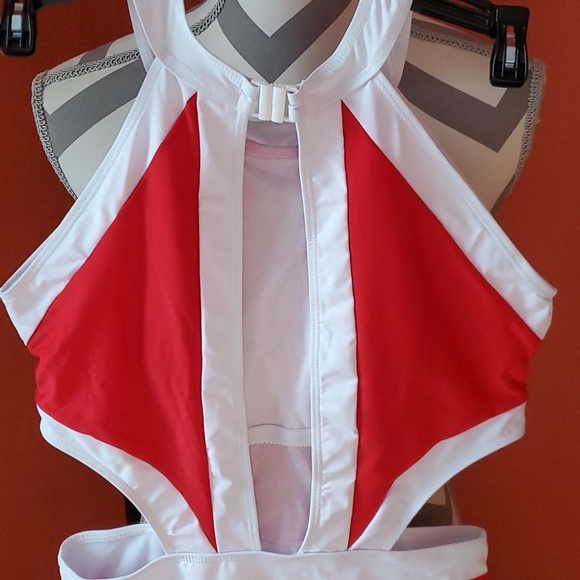 New High Neck Sexy Cut Out Sides Swimsuit XL 14 - Picture 4 of 8
